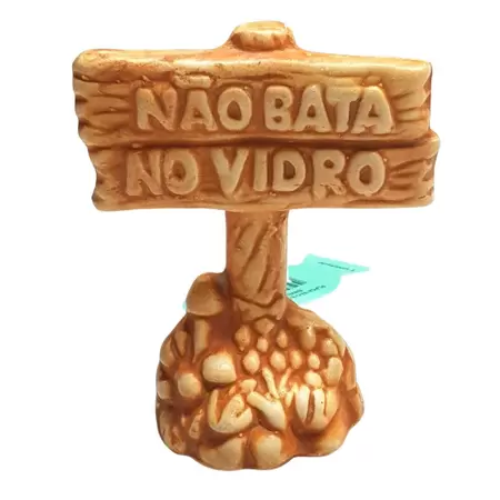 Enfeite Placa Não Bata no Vidro Envelhecida (6cm x 9,5cm)